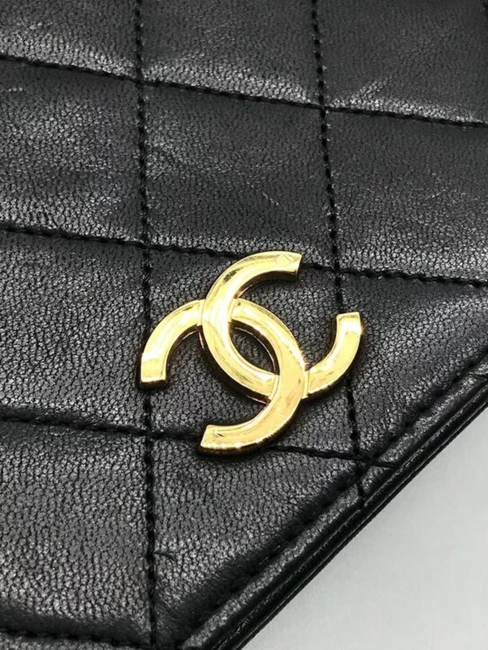 Authentic CHANEL 24k gold plated black lambskin classic flap shoulder bag - Picture 11 of 12